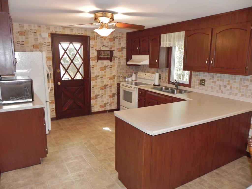 251 High Range Road Londonderry, NH 03053 - Photo 8 of 31