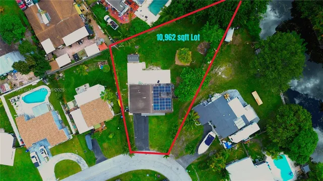 $465,000 | 2462 Northwest 62nd Terrace, Margate, FL 33063