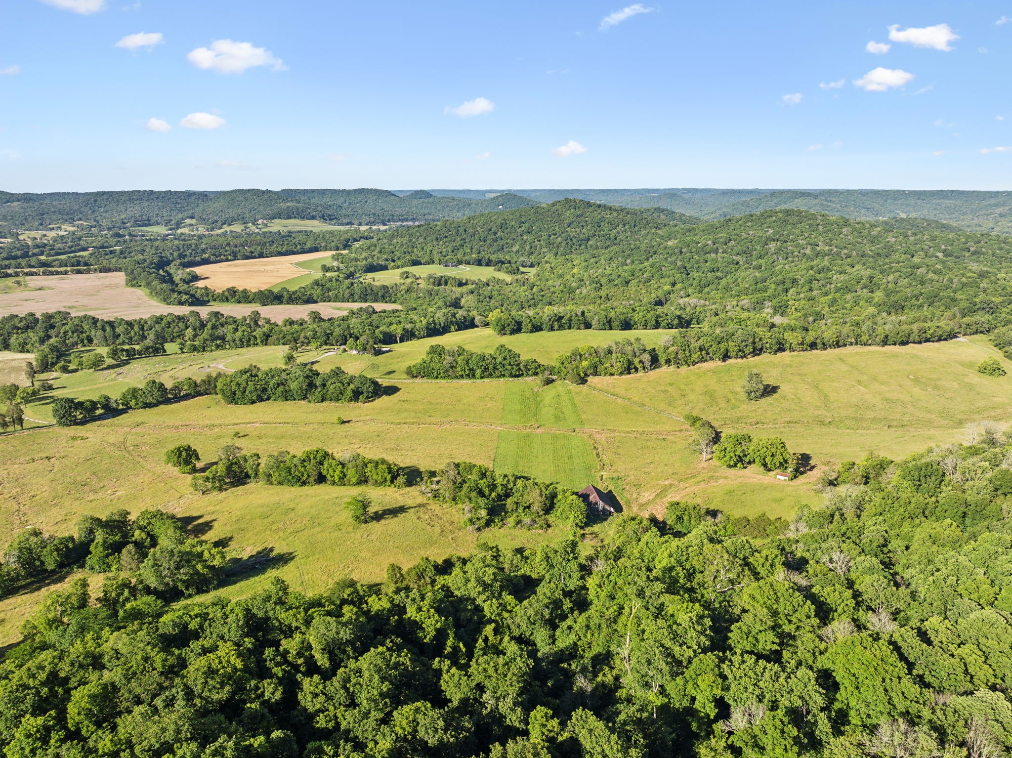 9 Butterbaugh Road Liberty, TN 37095 - Photo 5 of 7 a view of an ocean