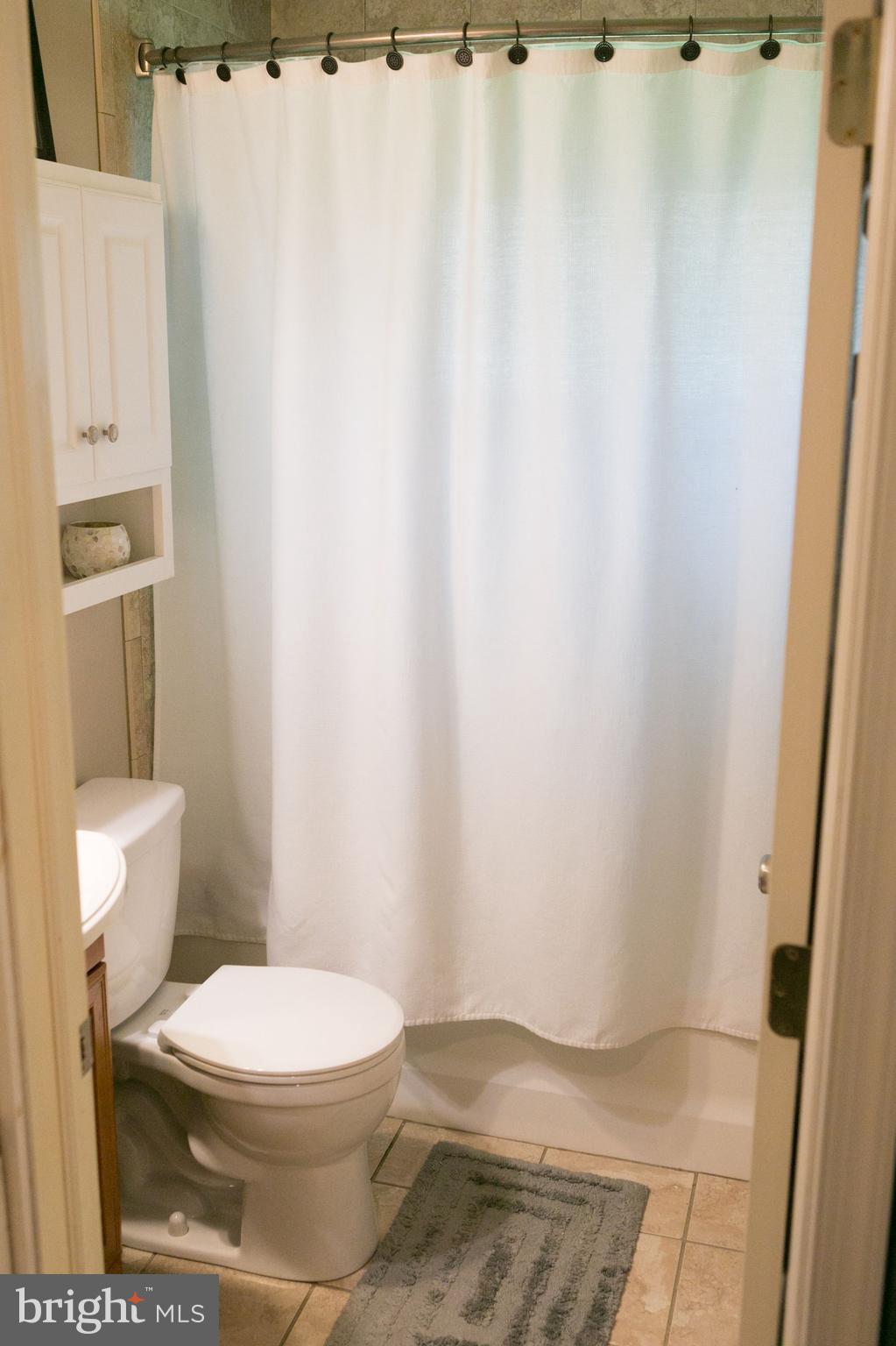 34 Crystal Road Levittown, PA 19057 - Photo 8 of 21 1st Floor Full Bath