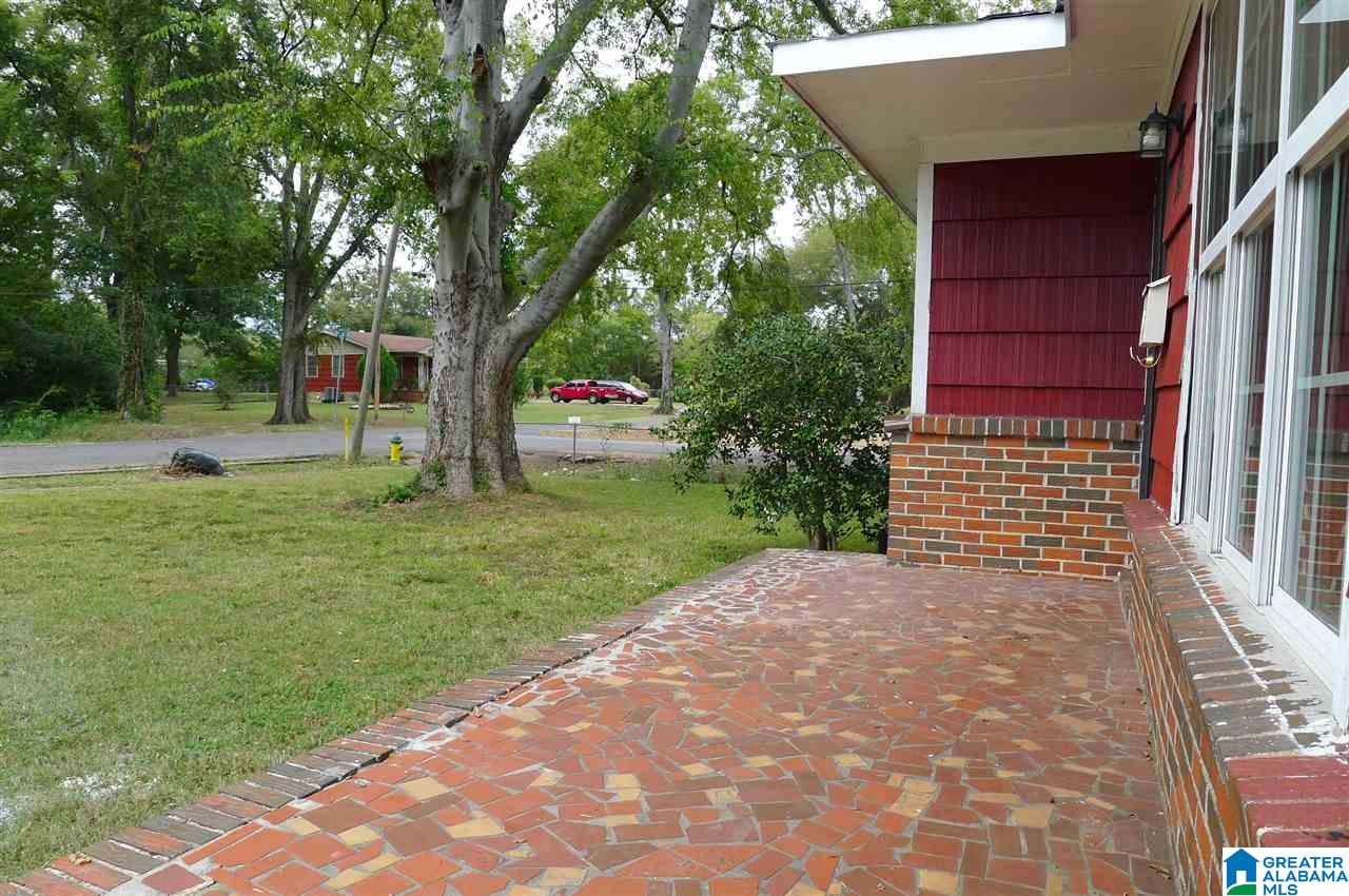 301 27th Street Southwest Birmingham, AL 35211 - Photo 4 of 21
