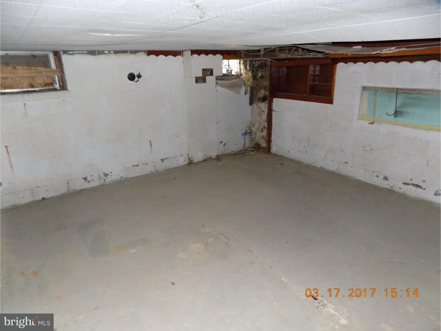 910 Marshall Road Sharon Hill, PA 19079 - Photo 14 of 16 Gallery Image 14