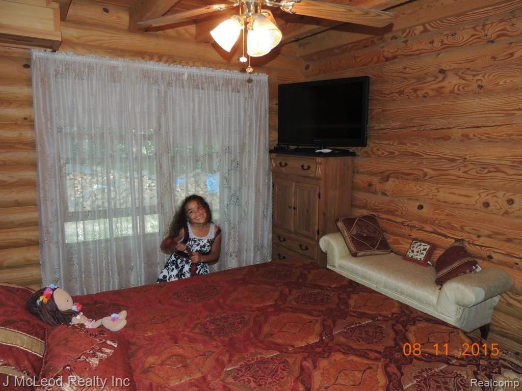 10191 McPherson Road Millington, MI 48746 - Photo 29 of 47 DSCN9026.jpg