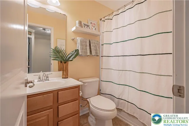 $475,000 | 1856 Alamingo Drive, Quakertown, PA 18951