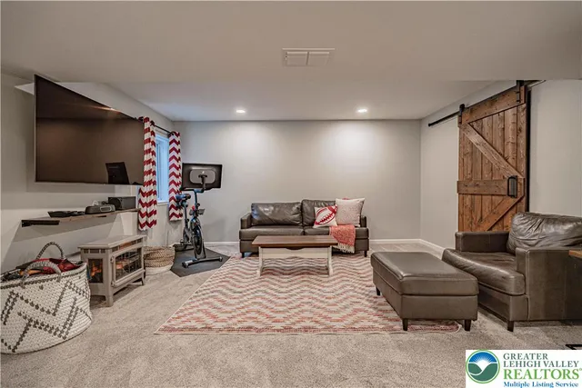 $475,000 | 1856 Alamingo Drive, Quakertown, PA 18951