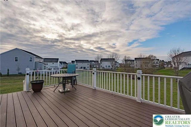 $475,000 | 1856 Alamingo Drive, Quakertown, PA 18951