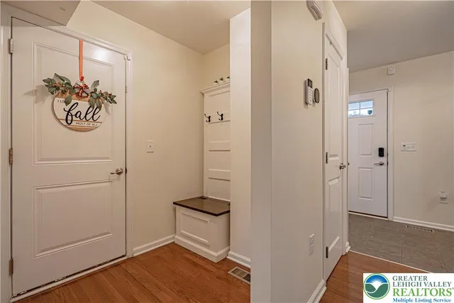 $475,000 | 1856 Alamingo Drive, Quakertown, PA 18951