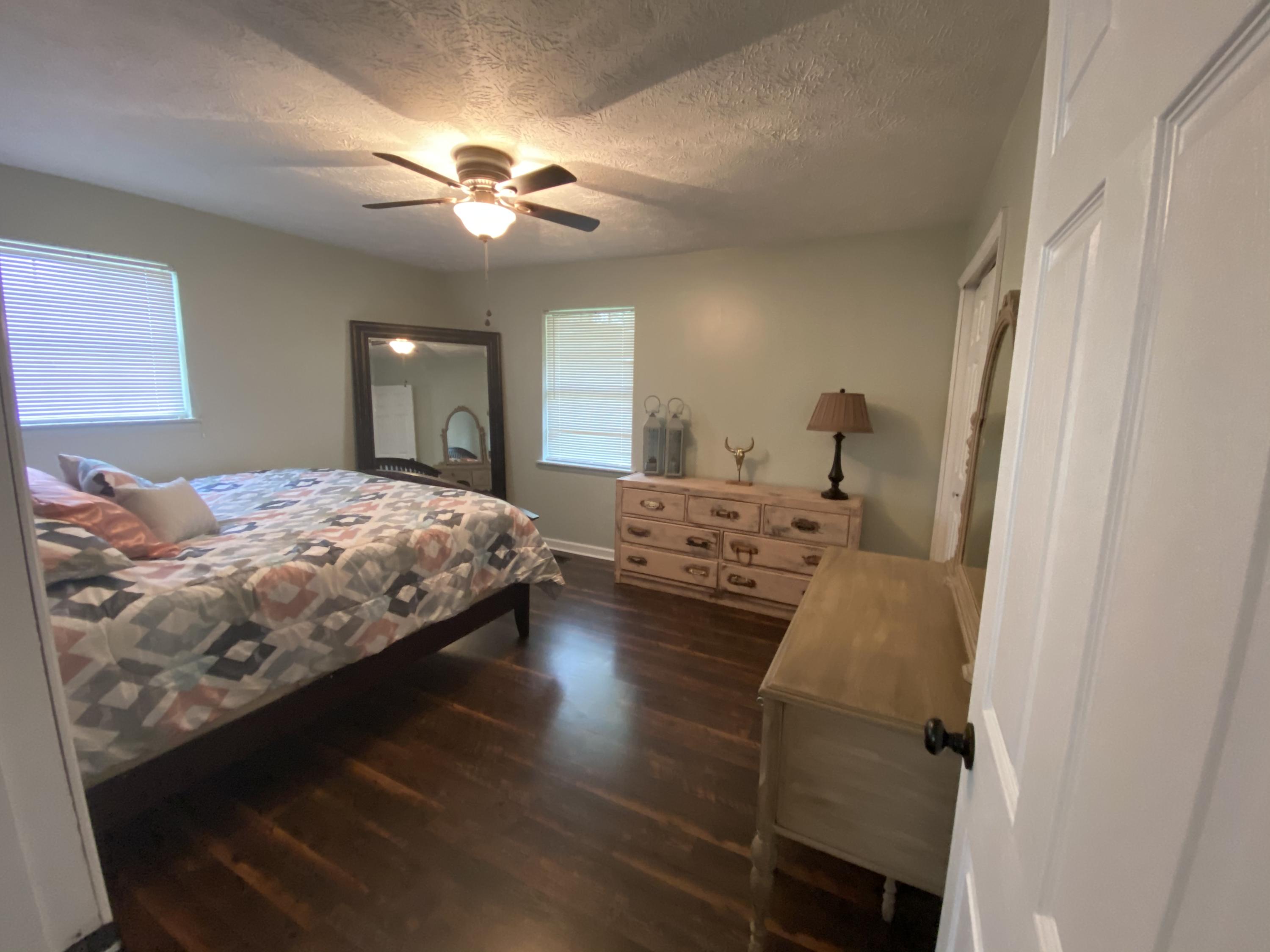 633 Parkey Road Ewing, VA 24248 - Photo 11 of 17 05AF6DA3-E86B-451F-952F-9E45D4BEC0FE