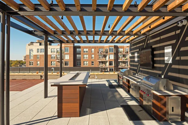 $6,400 | 2622 West Lake Street, Unit 601, Minneapolis, MN 55416