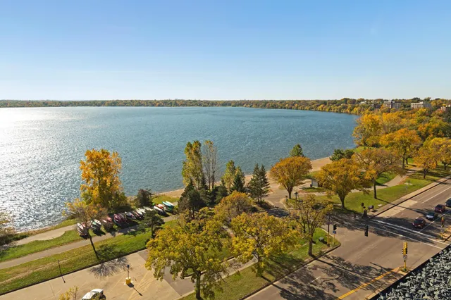 $6,400 | 2622 West Lake Street, Unit 601, Minneapolis, MN 55416