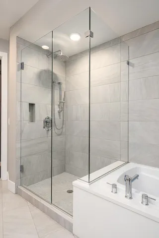 $6,400 | 2622 West Lake Street, Unit 601, Minneapolis, MN 55416