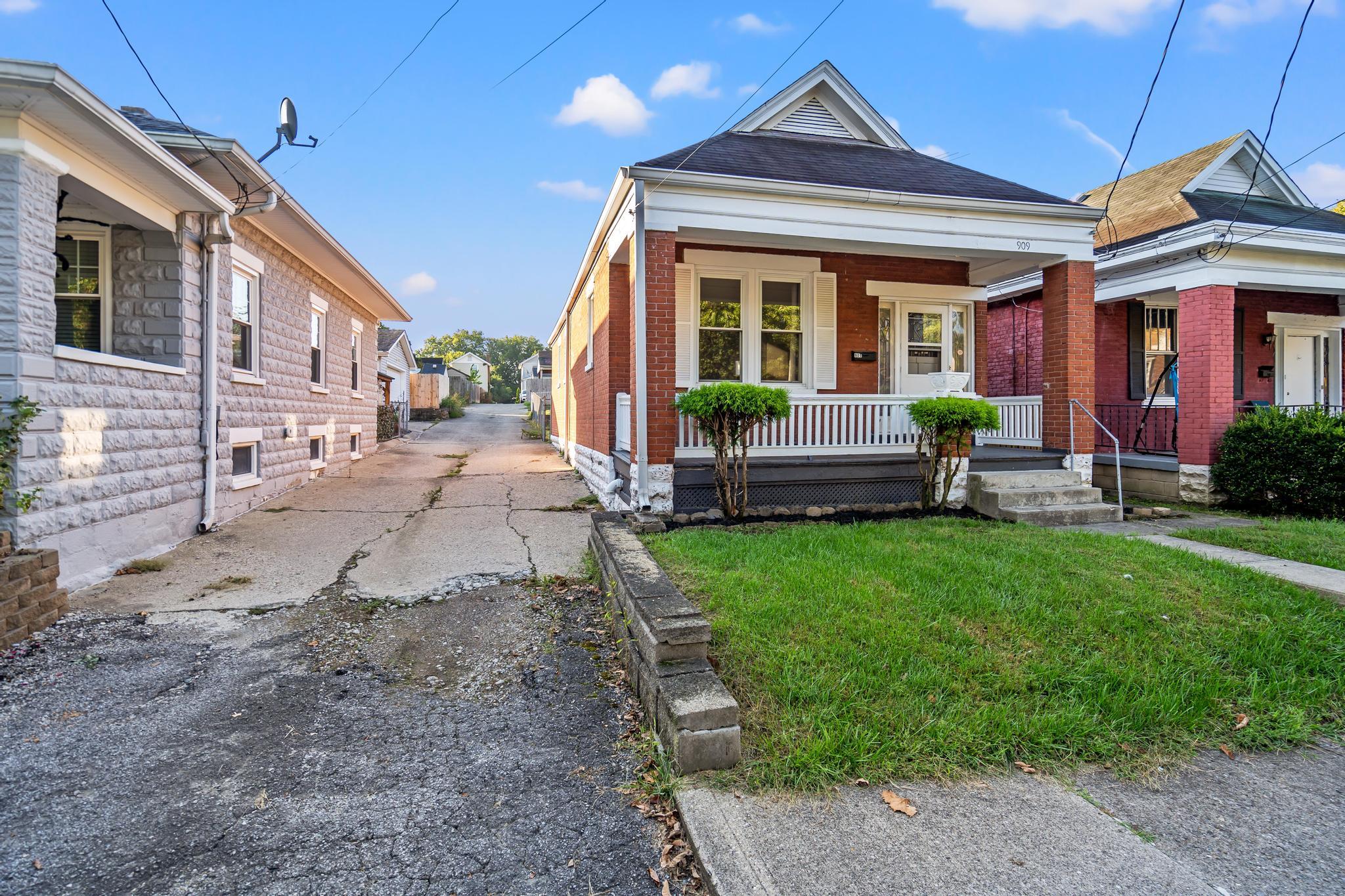 909 West 33rd Street Covington, KY 41015 - Photo 2 of 17 Gallery Image 2