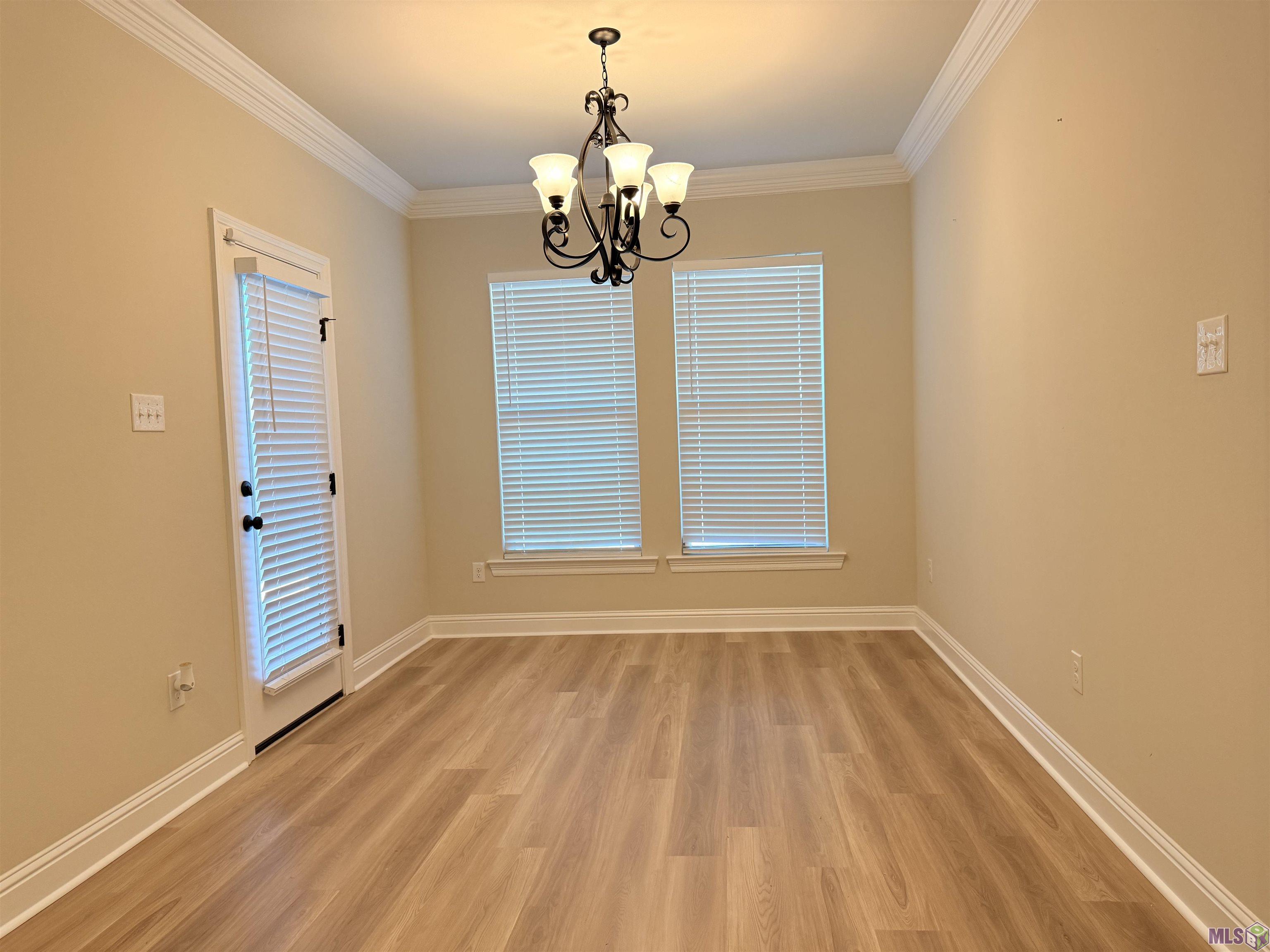 10019 Ole Millstead Court Baton Rouge, LA 70816 - Photo 2 of 8