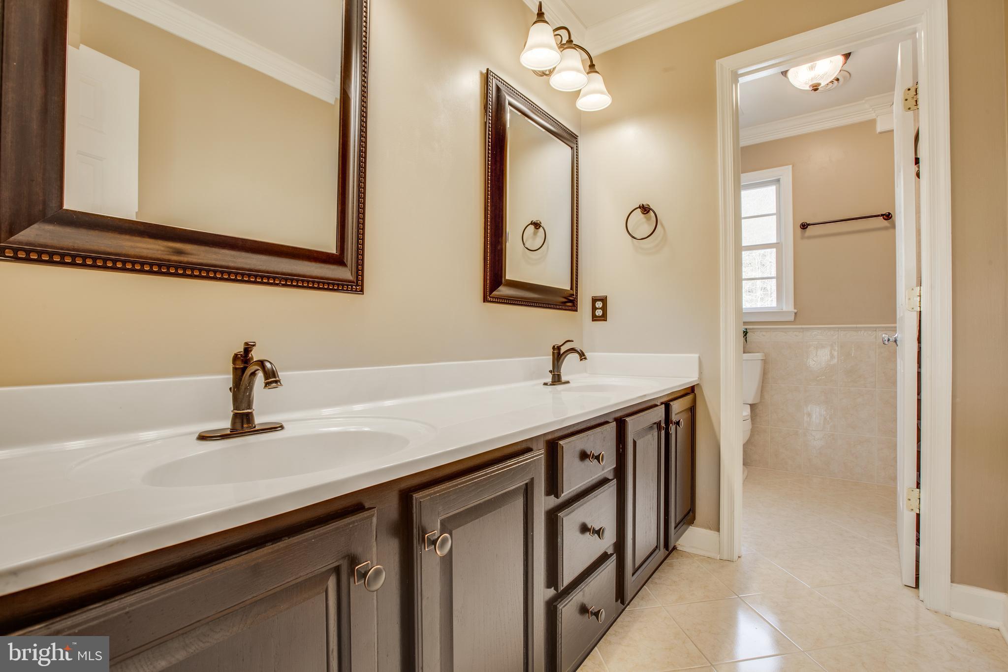 22 Ruffian Drive Stafford, VA 22556 - Photo 26 of 44 Guest bath with dual vanity