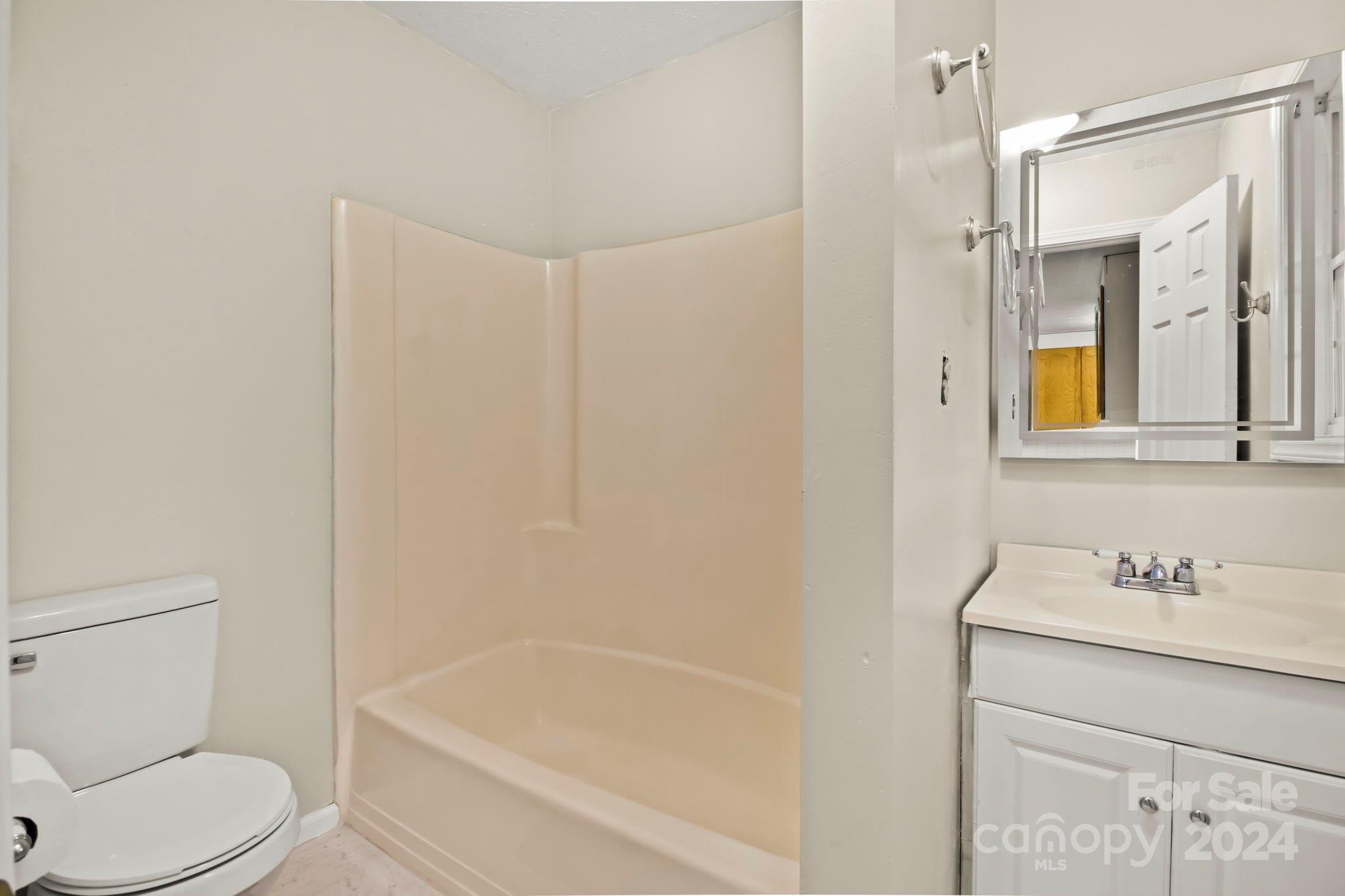 2155 Triplett Road Granite Falls, NC 28630 - Photo 17 of 38 Gallery Image 17