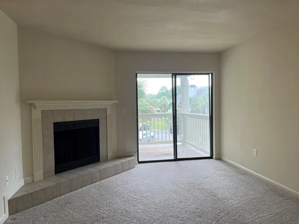 $1,850 | 1481 Center Street, Unit 707, Mount Pleasant, SC 29464