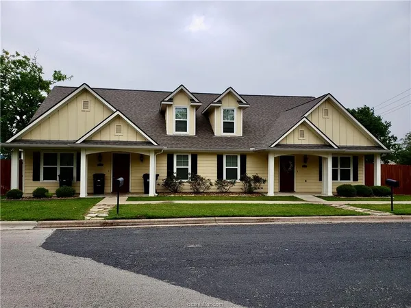 $750 | 500 MacArthur Street, College Station, TX 77840