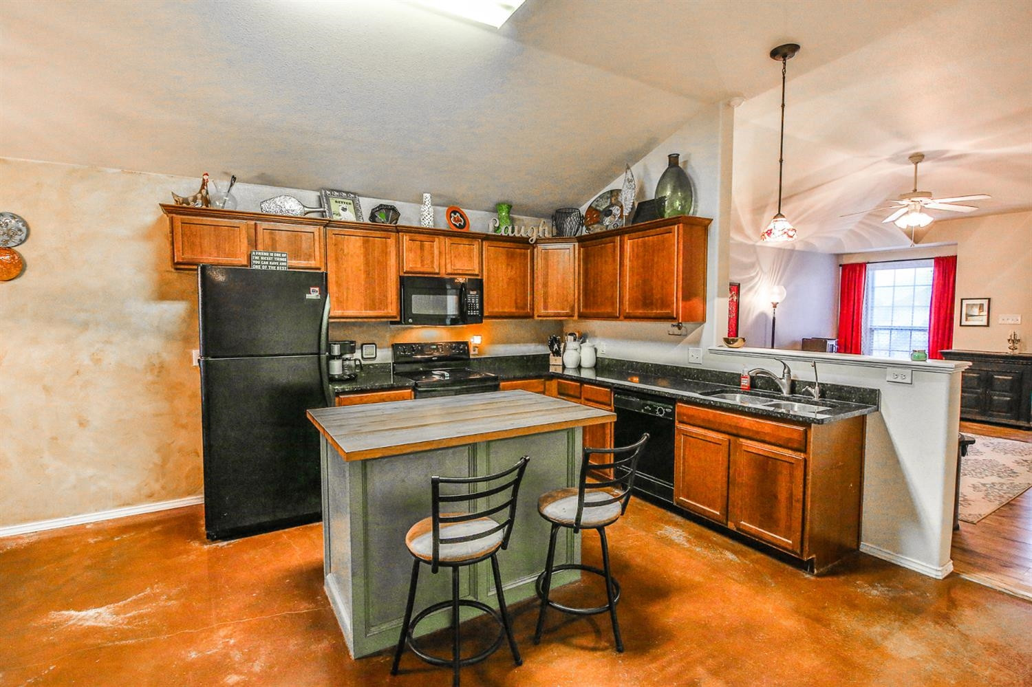 6924 95th Street Lubbock, TX 79424 - Photo 6 of 10 Photo 6