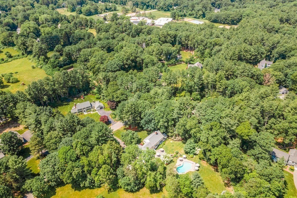42 Decatur Lane Wayland, MA 01778 - Photo 35 of 40 Gallery Image 35