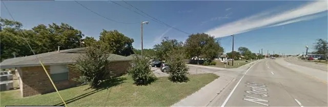 $588 | 401 North 3rd Street, Mabank, TX 75147