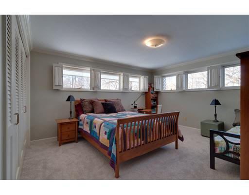 1919 Inwood Road South Bend, IN 46614 - Photo 14 of 24 Gallery Image 14