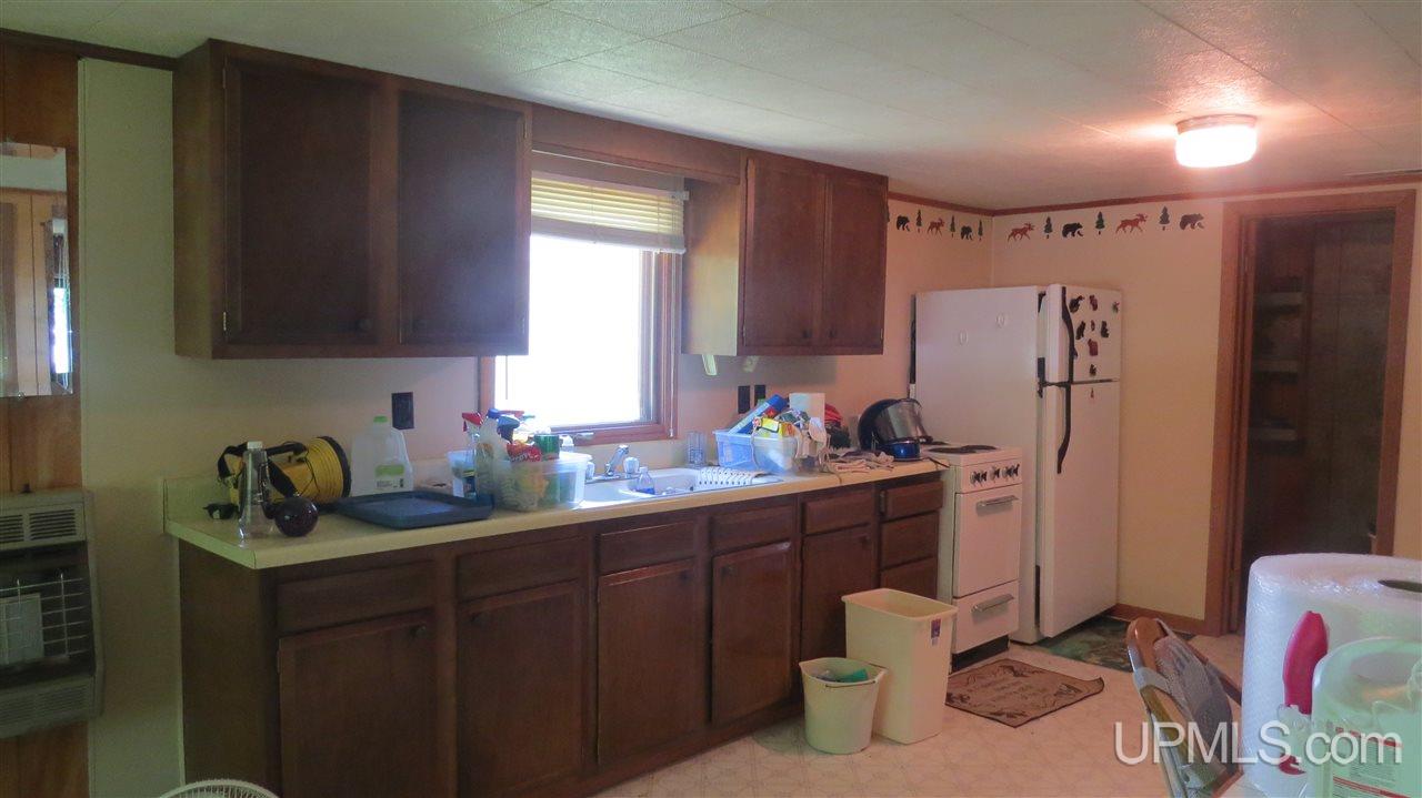 14649 North 3 Ll Rd Garden Wetmore, MI 49895 - Photo 9 of 13