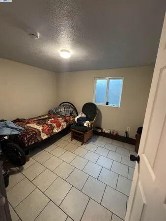 a view of a livingroom with furniture