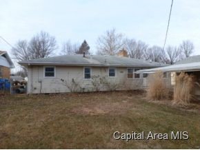 1334 Rutledge Drive Lincoln, IL 62656 - Photo 2 of 10 Gallery Image 2