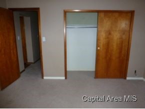 1334 Rutledge Drive Lincoln, IL 62656 - Photo 10 of 10 Gallery Image 10