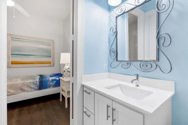 $2,950 | 15875 Spectrum Drive, Unit 1106, Addison, TX 75001