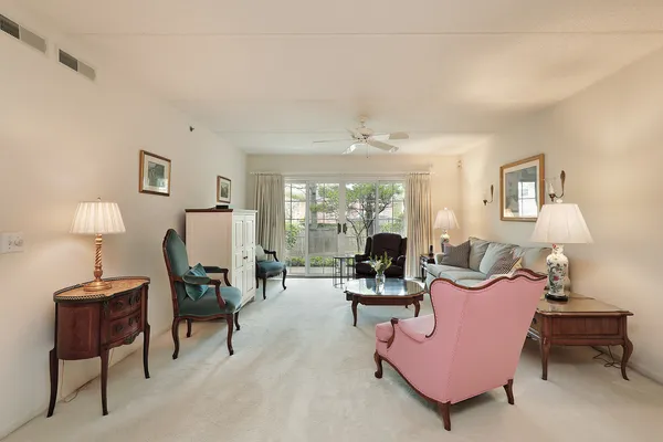 $424,999 | 1234 Depot Street, Unit 106, Glenview, IL 60025