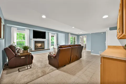 $735,000 | 1952 Blackhawk Drive, Grafton, WI 53024