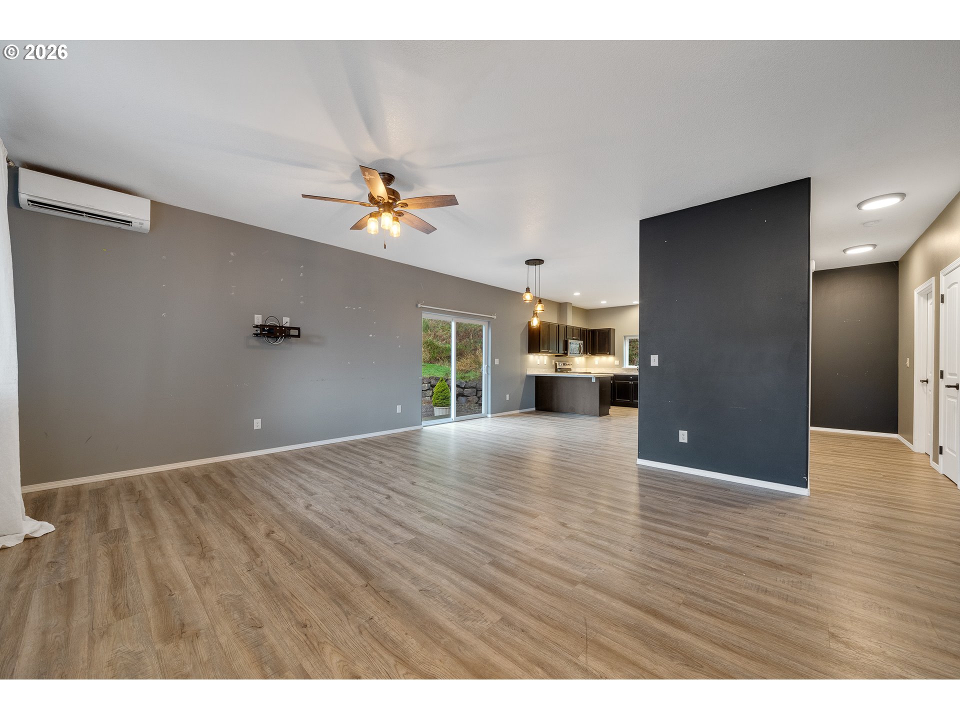 606 2nd Street Garibaldi, OR 97118 - Photo 11 of 24