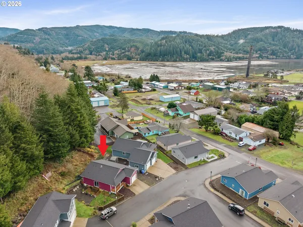 $410,000 | 606 2nd Street, Garibaldi, OR 97118