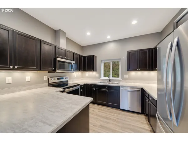 $425,000 | 606 2nd Street, Garibaldi, OR 97118