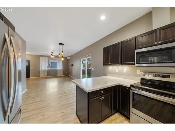 $410,000 | 606 2nd Street, Garibaldi, OR 97118