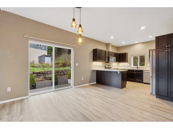 $410,000 | 606 2nd Street, Garibaldi, OR 97118