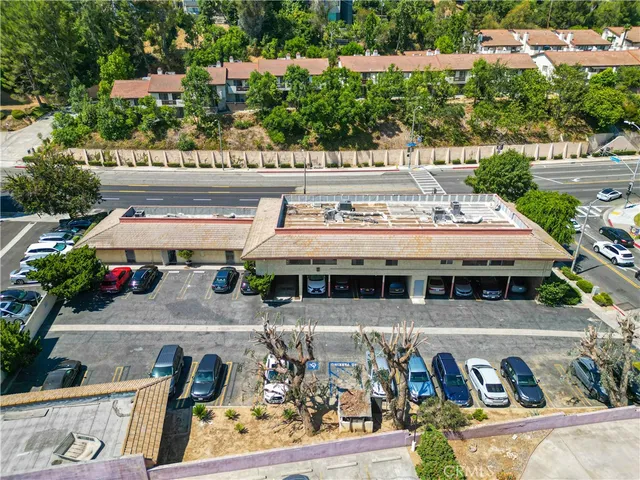 a view of building with outdoor space