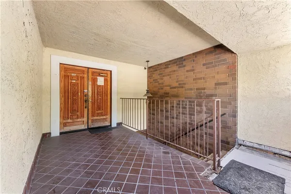 a view of entryway