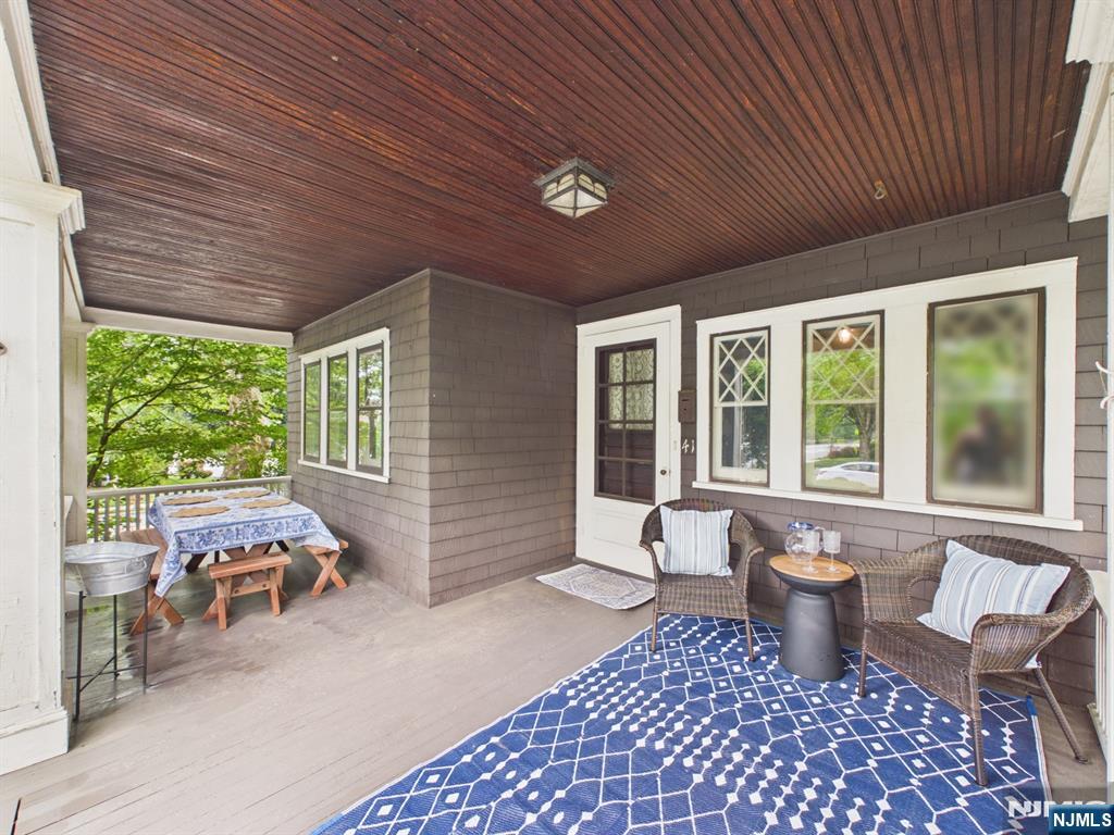 41 Randolph Place Ridgewood, NJ 07450 - Photo 6 of 29