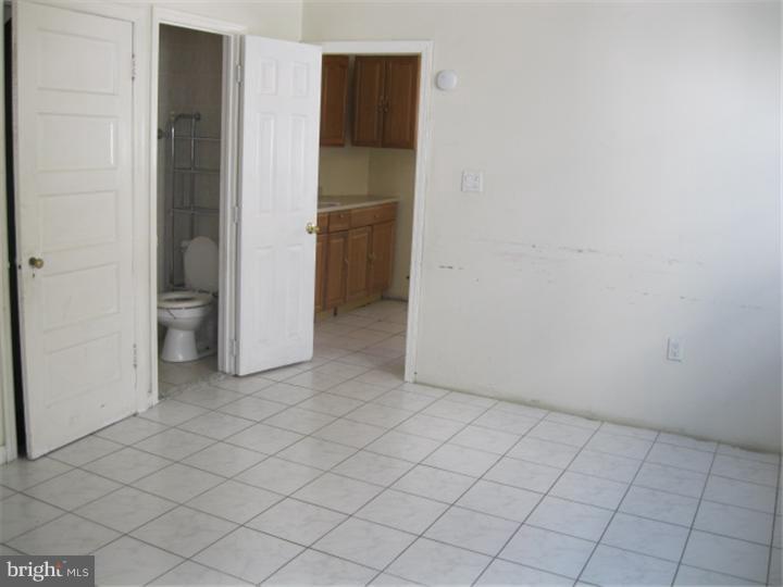 164 Marlborough Road Upper Darby, PA 19082 - Photo 4 of 12 Dining Room