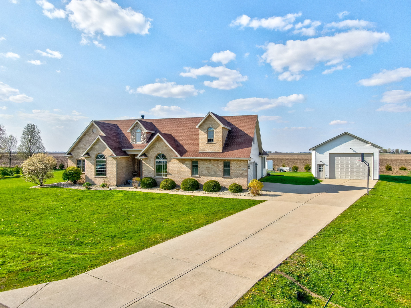 1473 North 3045th Road Ottawa, IL 61350 - Photo 2 of 24
