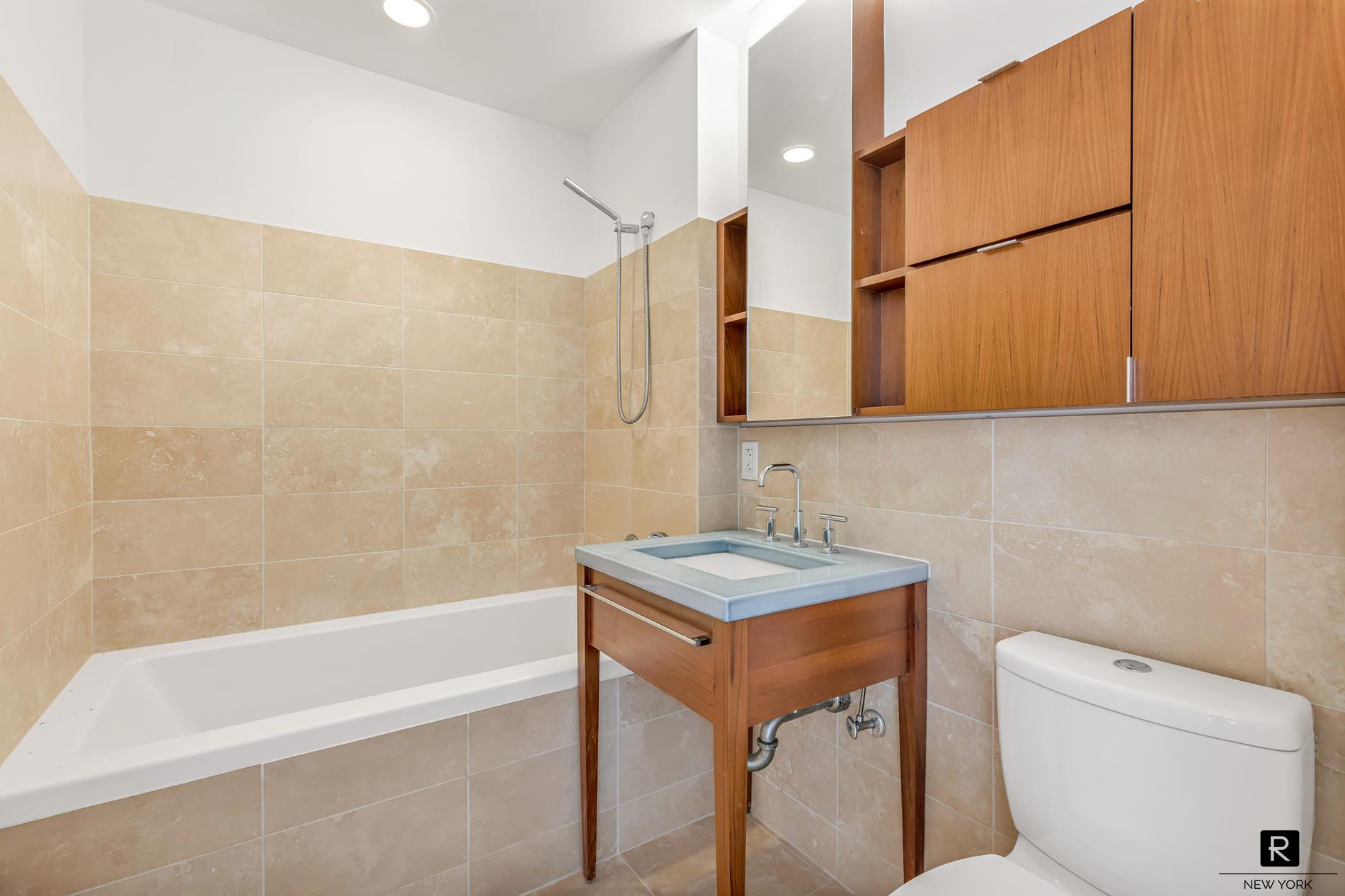 2 River Terrace, Unit 8H Manhattan, NY 10282 - Photo 10 of 25