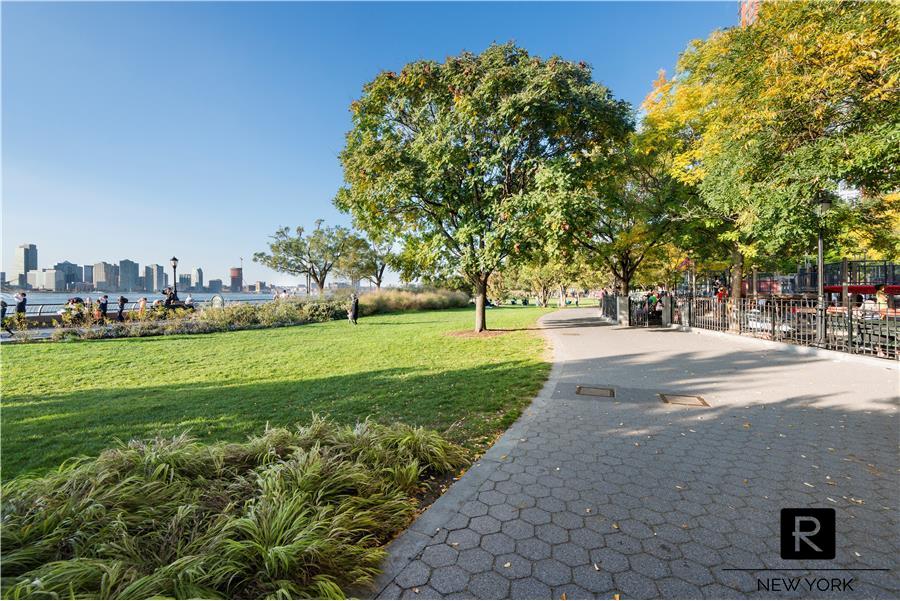 2 River Terrace, Unit 8H Manhattan, NY 10282 - Photo 22 of 25