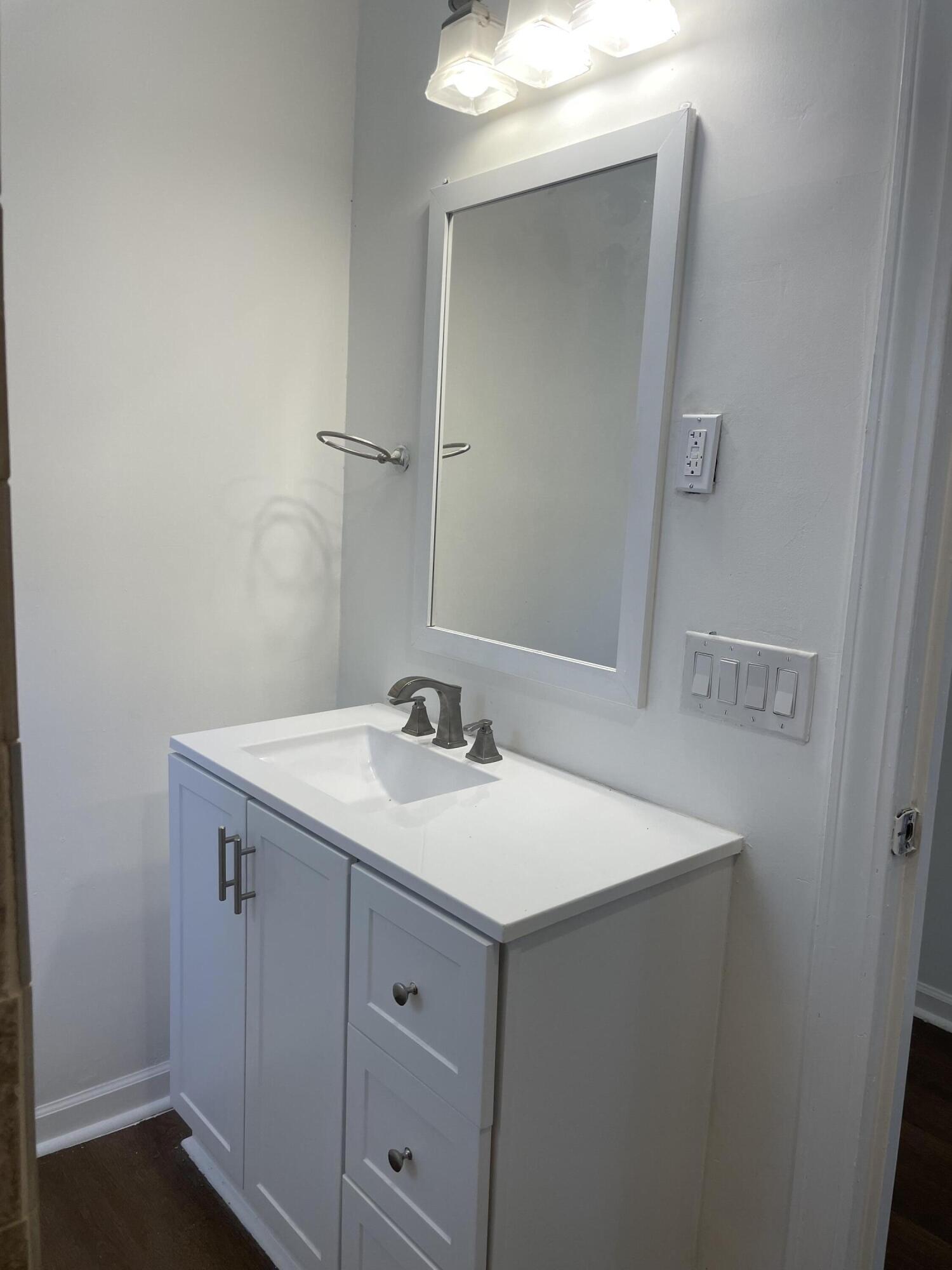 1090 Boulevard Road Sumter, SC 29153 - Photo 5 of 27