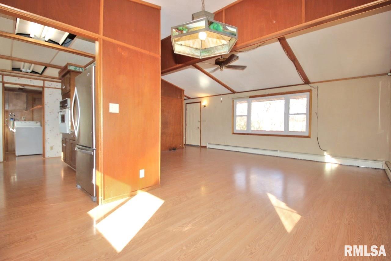 19907 North Blue Ridge Road Chillicothe, IL 61523 - Photo 11 of 35 Gallery Image 11