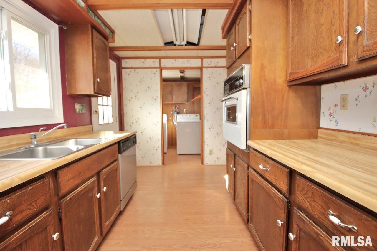19907 North Blue Ridge Road Chillicothe, IL 61523 - Photo 3 of 35 Gallery Image 3