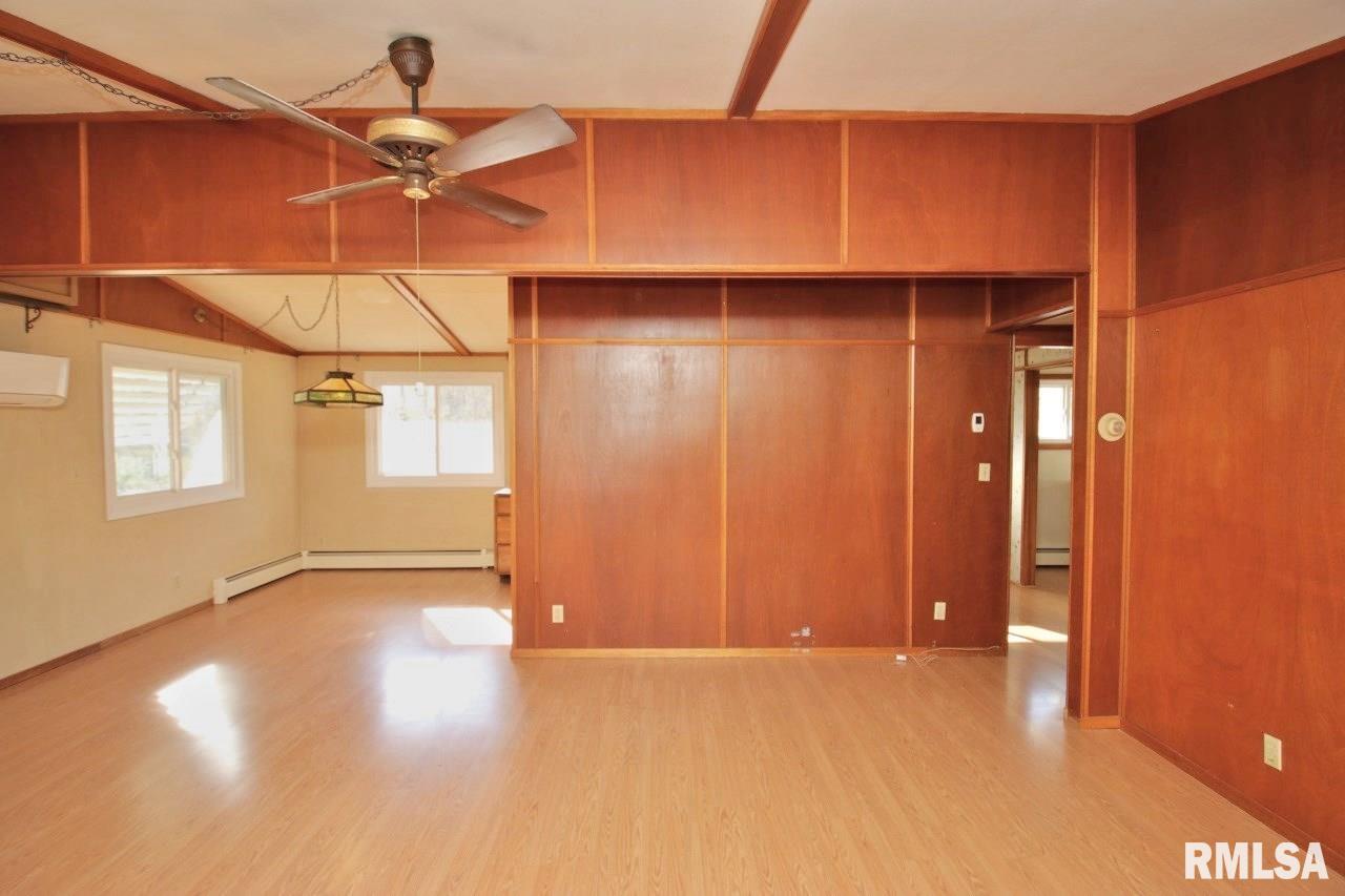 19907 North Blue Ridge Road Chillicothe, IL 61523 - Photo 6 of 35 Gallery Image 6