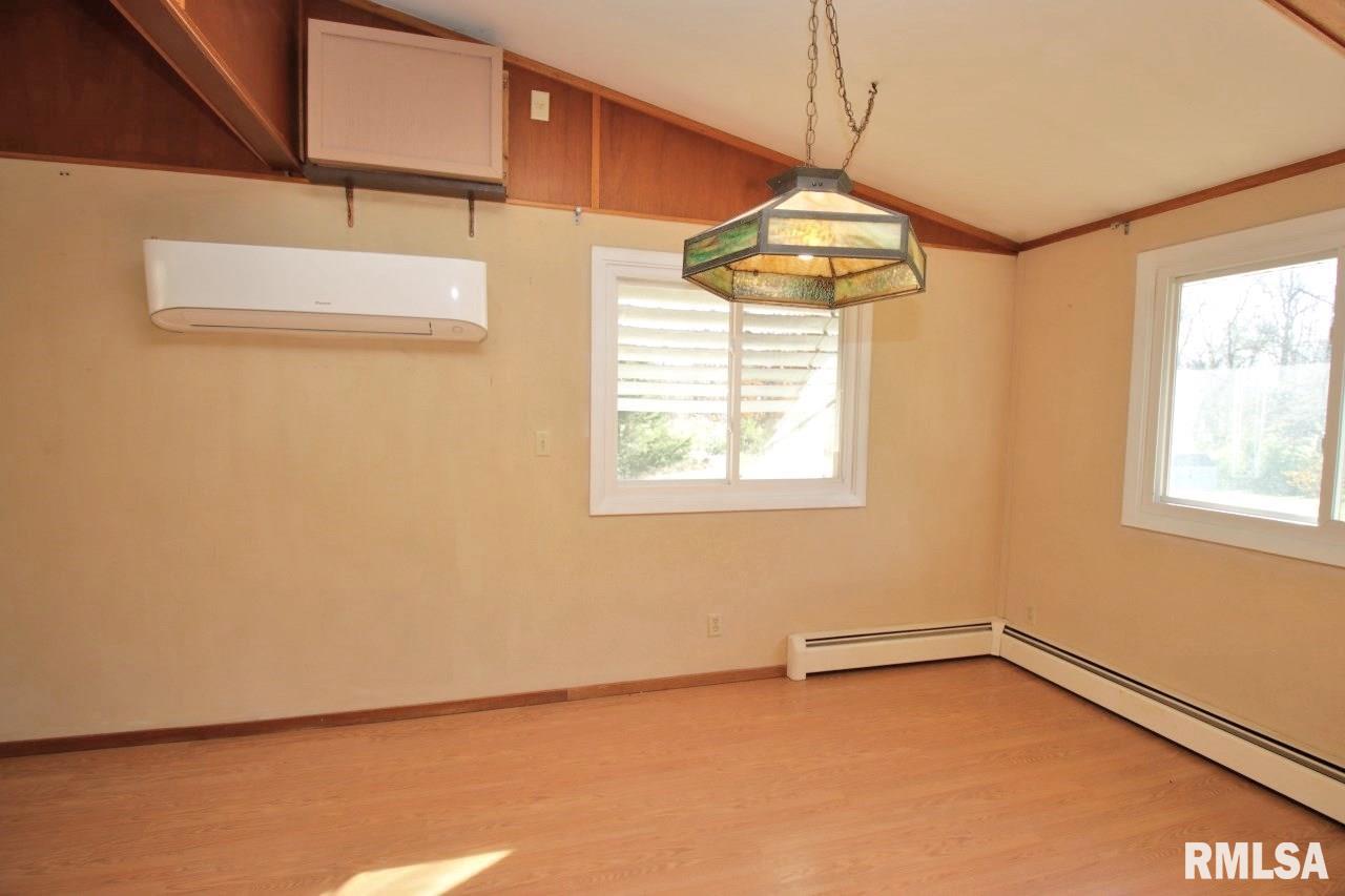 19907 North Blue Ridge Road Chillicothe, IL 61523 - Photo 9 of 35 Gallery Image 9