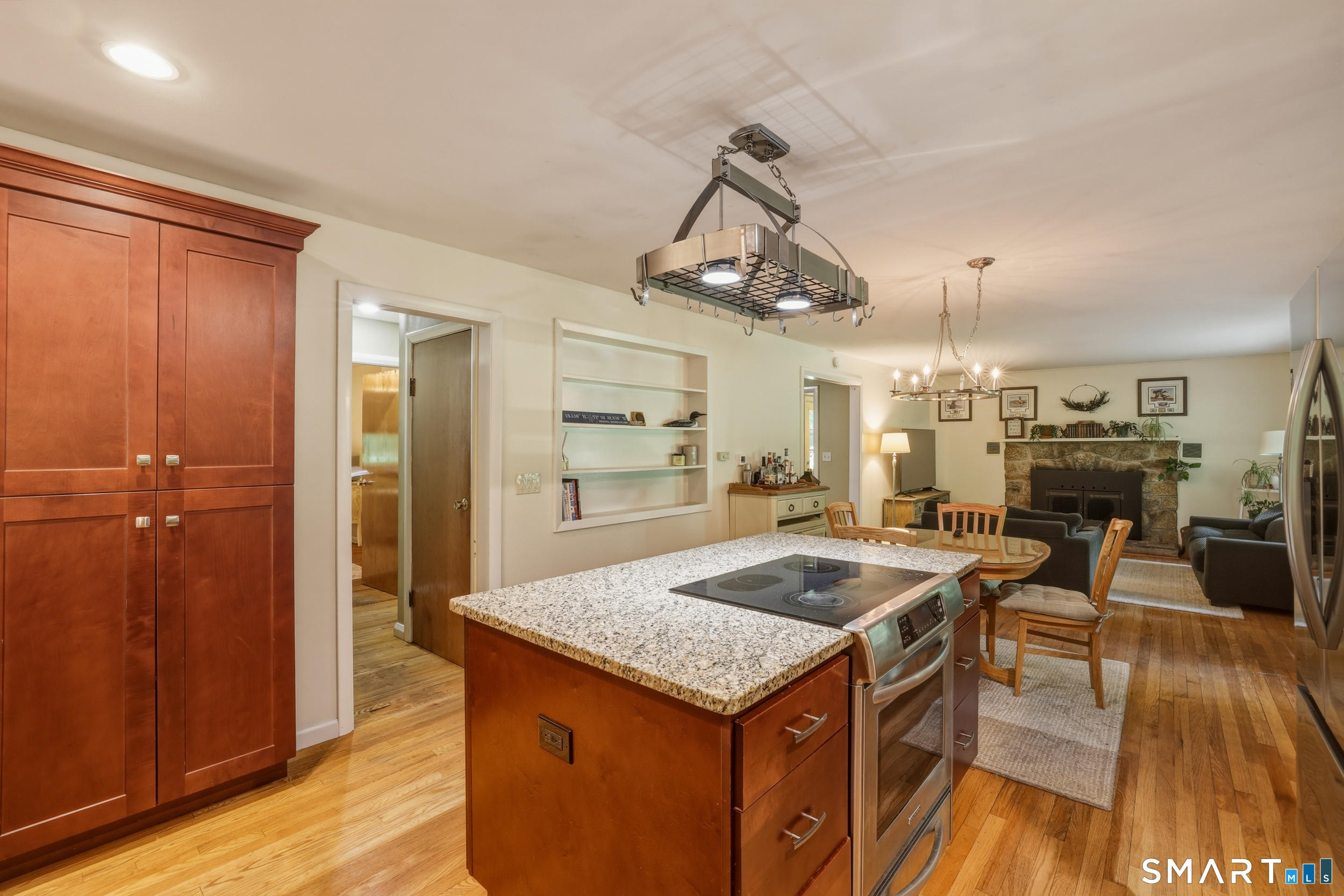 451 Birch Mountain Road Manchester, CT 06040 - Photo 4 of 26